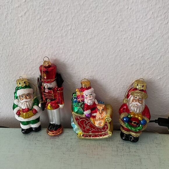 Vintage Christmas tree ornaments Santa and the nutcracker figures set of 4 - Picture 1 of 11